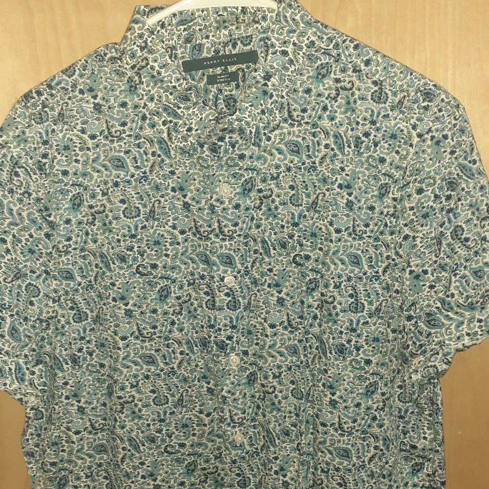 Large Perry Ellis paisley button down
